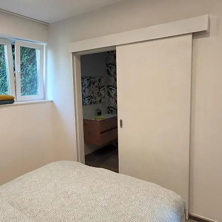 A L Entree De Apartamento *