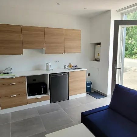 Apartment A L Entree De *